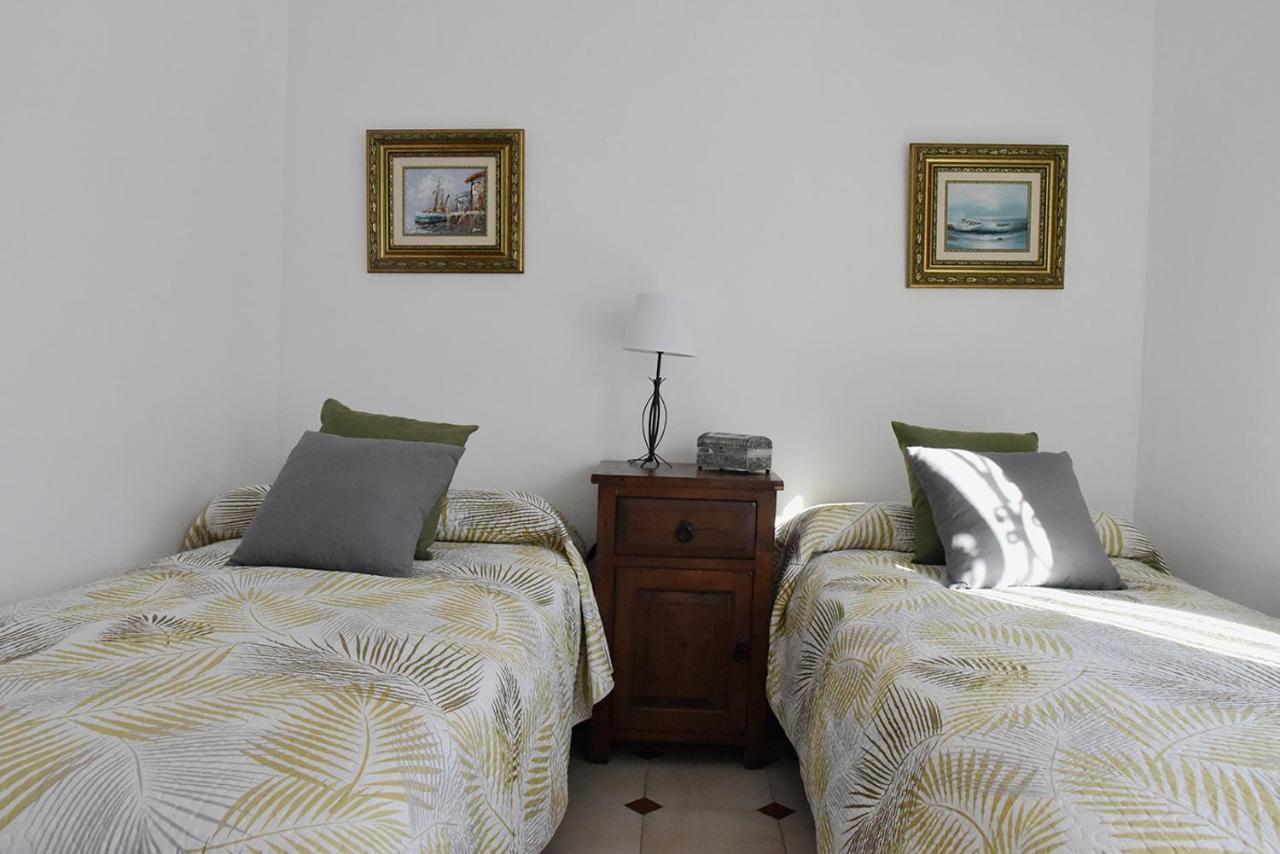 Room Martinez Sevilla Bagian luar foto